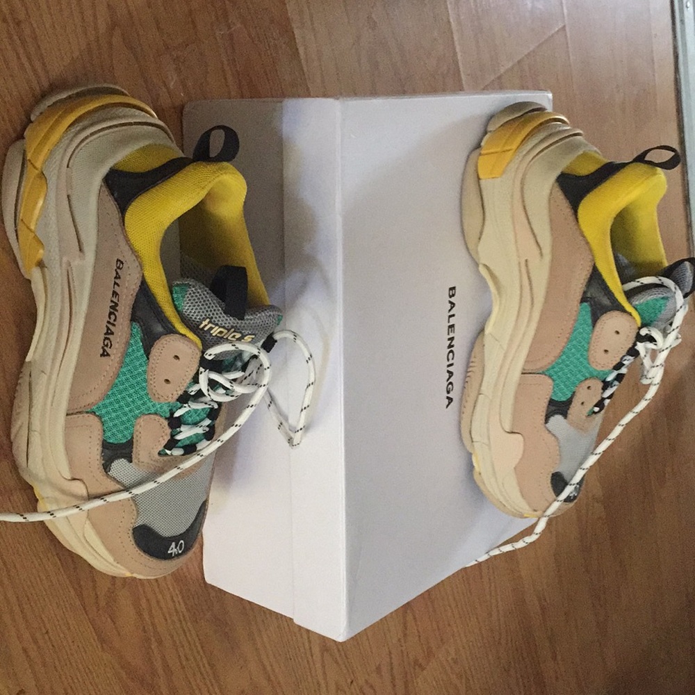 NEW AUTHENTIC Balenciaga Triple S Barneys New York